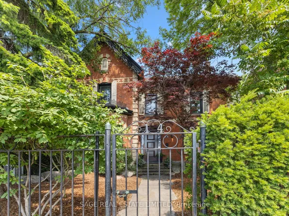 14 Halton St, Toronto, ON M6J 1R3