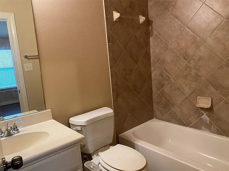 25503 Lockspur Dr — Photo 28