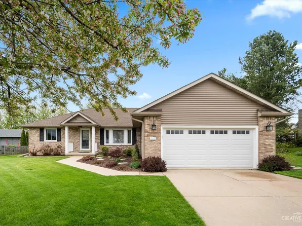 1057 Deer Run Trl, Sandwich, IL 60548