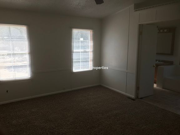 5th image of 1301 Sanchez Ln