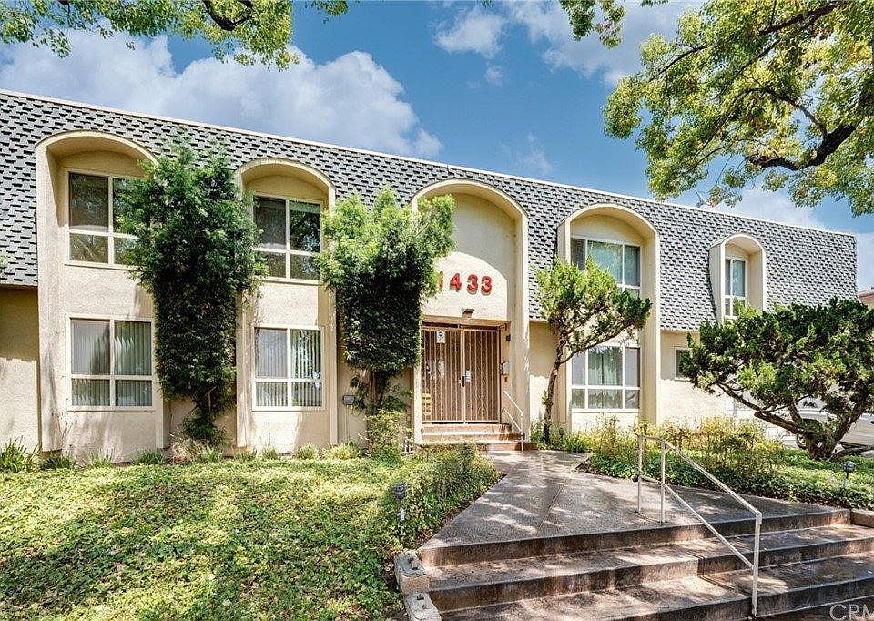 1st image of 1433 Rock Glen Ave APT 18