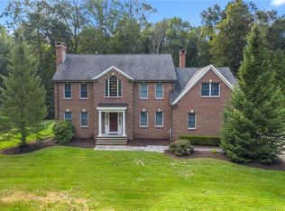 375 Isinglass Rd, Shelton, CT 06484