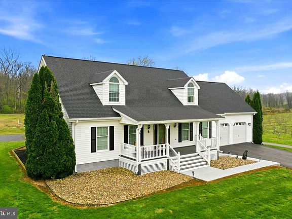 2nd image of 25 Mish Rd