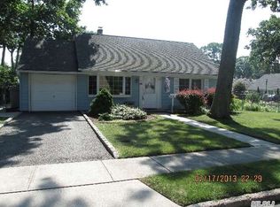 1763 Yale Ct, Wantagh, NY 11793