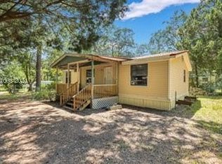 137 Thelma Dr, Summerville, SC 29485