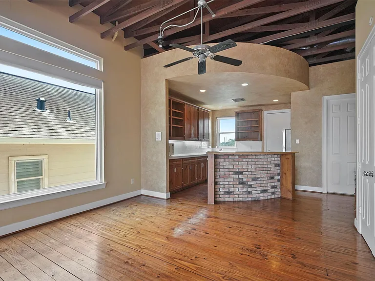1514 Stanford St — Photo 12