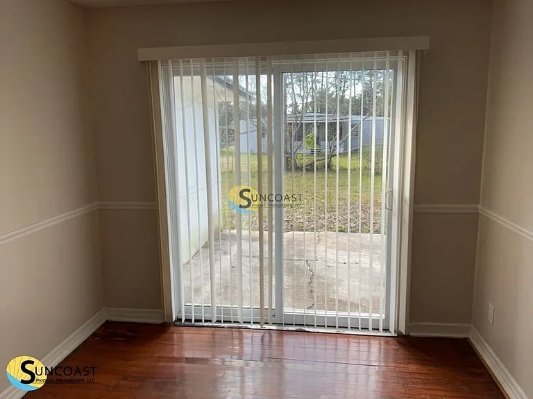 10310 Briarcliff Rd E — Photo 8