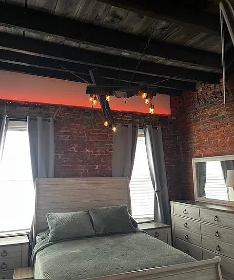 121 Mercy St — Photo 35