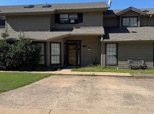 4 Lakeview Dr, Burneyville, OK 73430