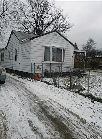 1st image of 820 Parkwood Ave