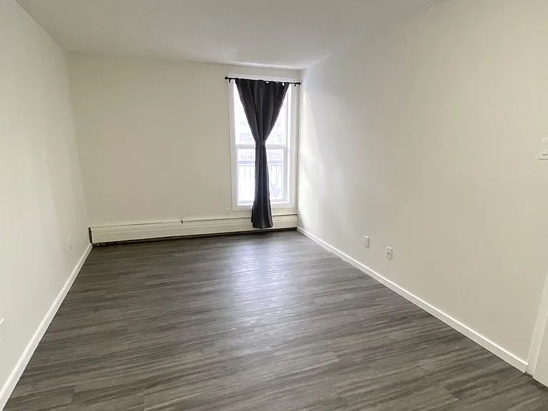 21 Macdonald Dr — Photo 52