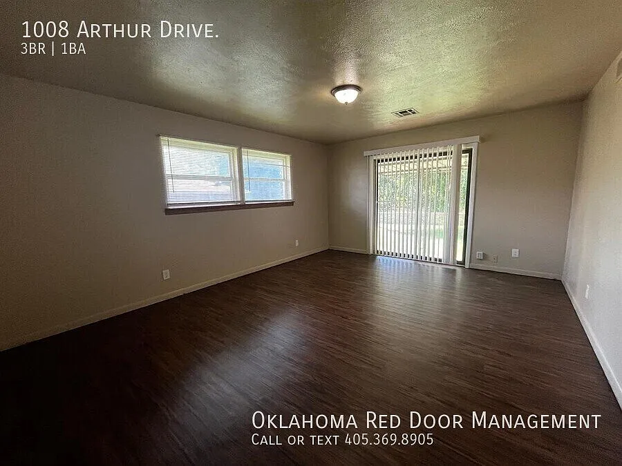 Minutes from Tinker AFB! This 3-Bedroom Midwest City Home Is Ready for You! — Photo 3