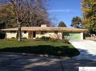 11814 Hickory Rd, Omaha, NE 68144