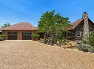2 Campo Montoso, Santa Fe, NM 87506