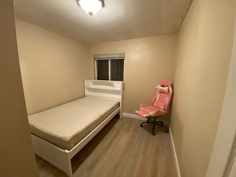 guest bedroom