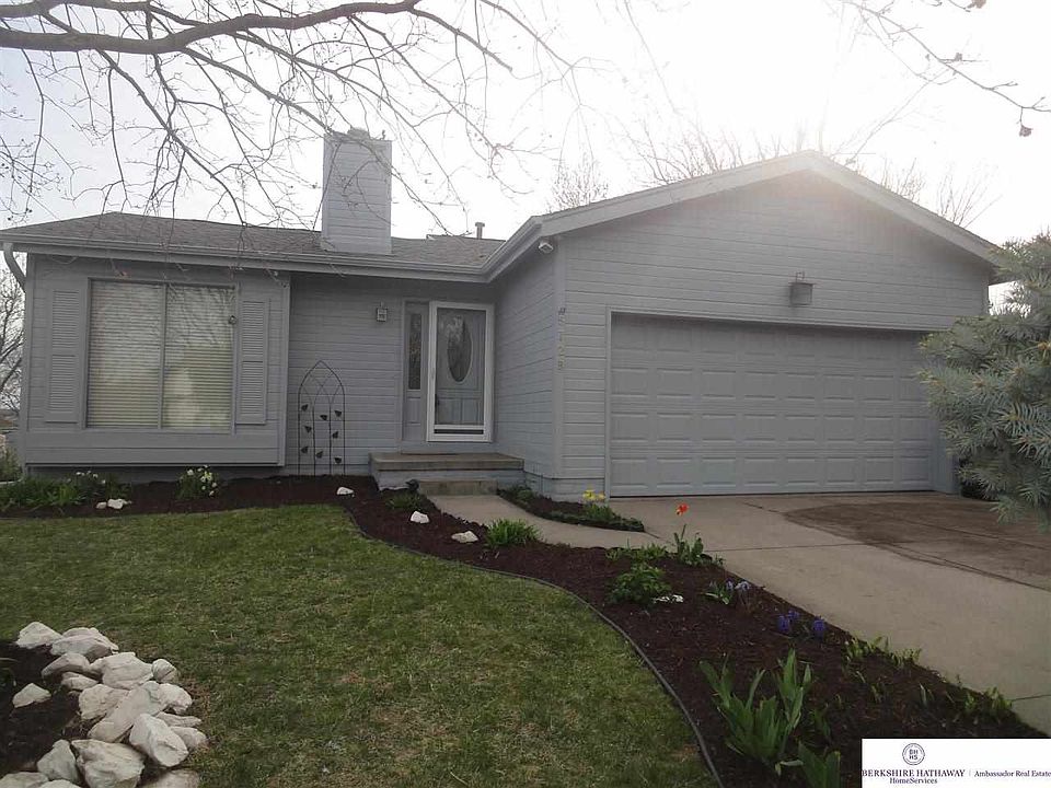 1st image of 5728 N 116th Cir