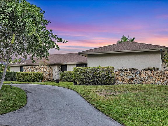 3rd image of 7801 SW 170th St