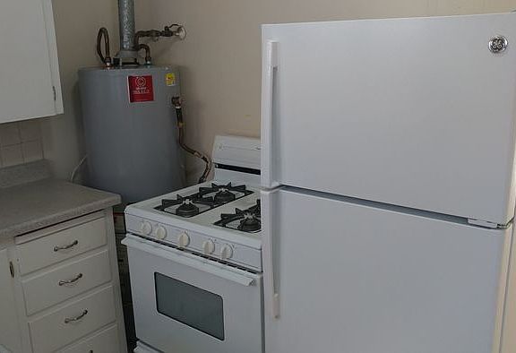 5th image of 1221 San Mateo Blvd SE
