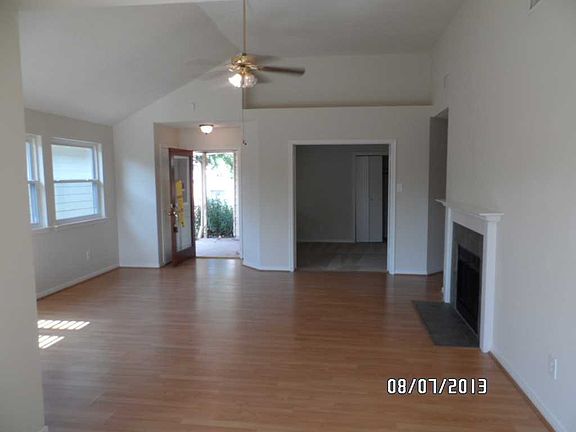 5th image of 8611 Pool Creek Dr