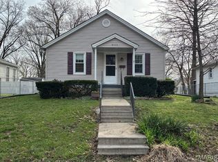 2111 Orchard Blvd, Alton, IL 62002