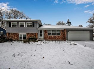 218 Eileen Dr, Rochester, NY 14616