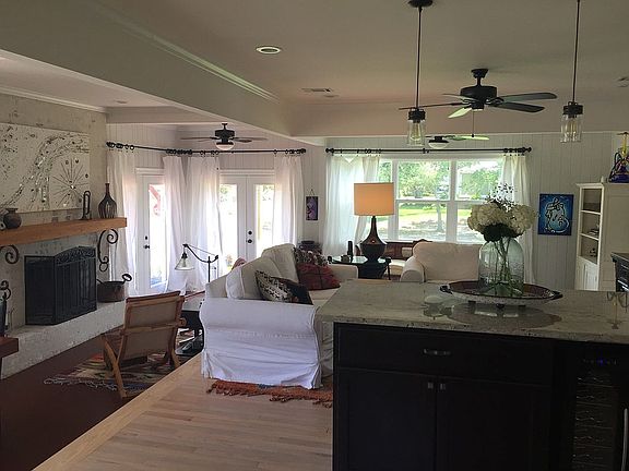 5th image of 149 Acacia Ave