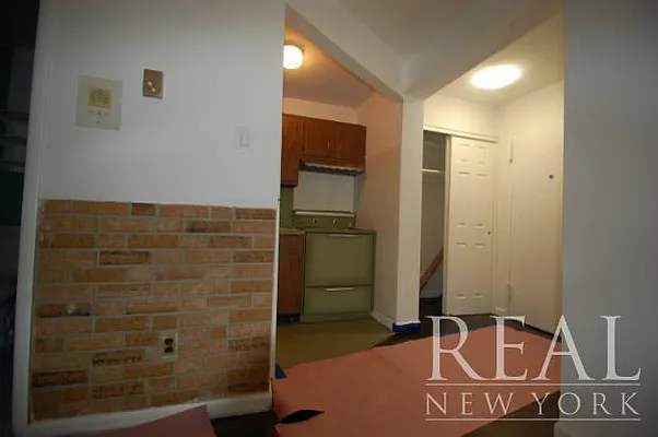 Rented by REAL New York | media 22