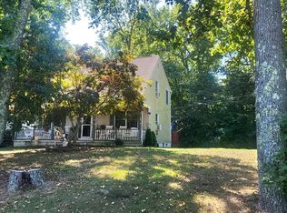 46 W Secluded Ln, Rio Grande, NJ 08242