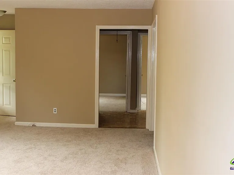 101 Gordon St — Photo 3