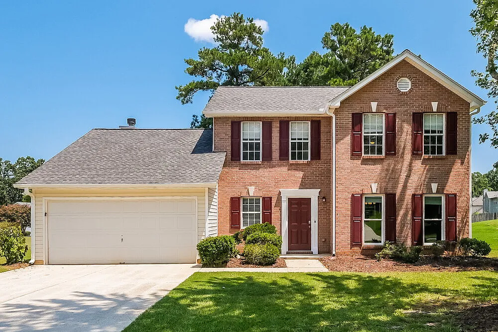 3 bed, 2.5 bath, 2059 sqft, $2,435 — Photo 1