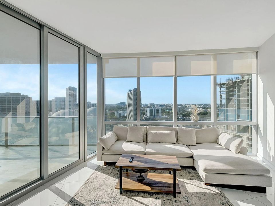 1st image of 851 NE 1st Ave #1604W