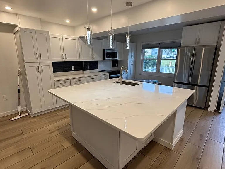 2 Alice Ct — Photo 11