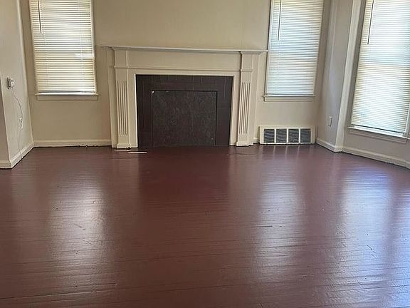 5th image of 15778 Birwood St