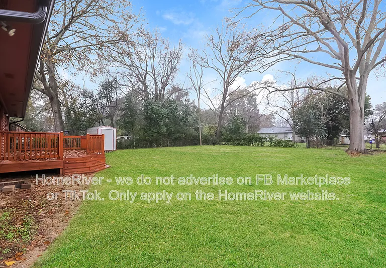 309 E Meadow Dr — Photo 13