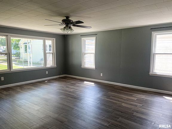 3rd image of 3825 Lauder Ave