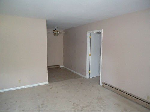 4th image of 2850 Middle Tennessee Blvd APT F8