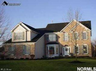18620 Glen Cairn Way, Strongsville, OH