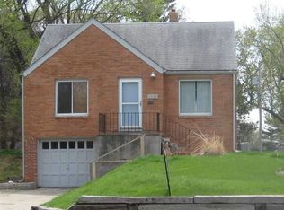 6339 Pacific St, Omaha, NE 68106