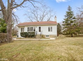 198 Poteet Ave, Inverness, IL 60067