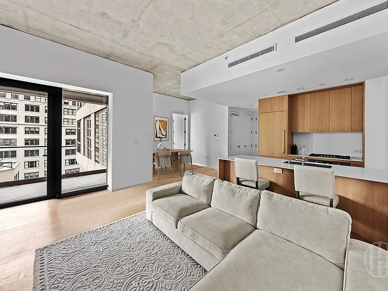 98 Front St #Penthouse 2H — Photo 3