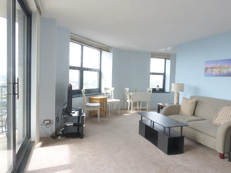 3660 N Lake Shore Dr #3311 — Photo 4