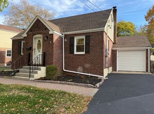 37 Revere Dr, Dumont, NJ 07628