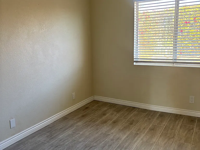 74800 Sheryl Ave #23 — Photo 8