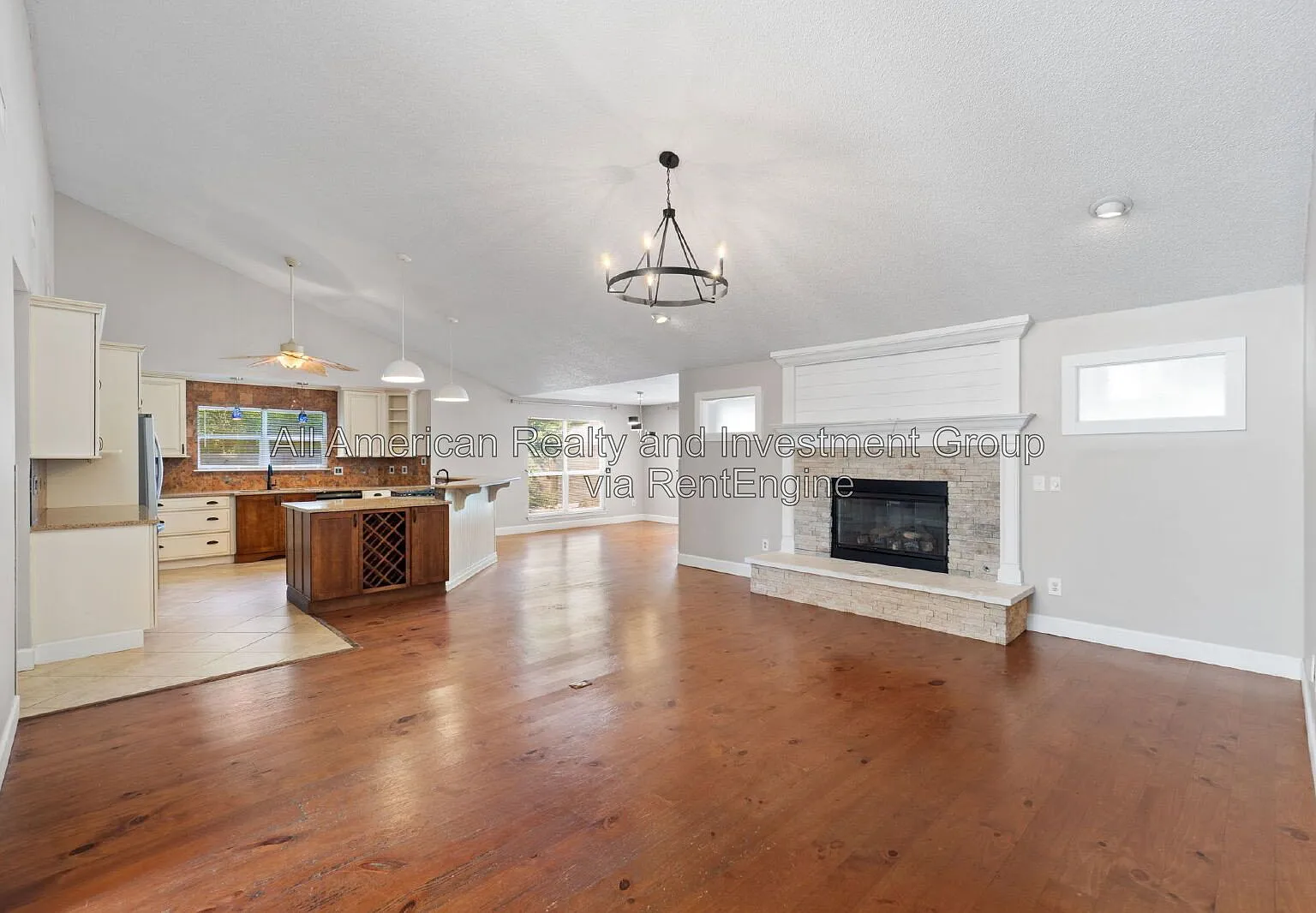 3 bed, 3.0 bath, 2527 sqft, $3,495 — Photo 4