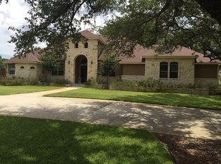 161 Copper Ridge Dr, La Vernia, TX 78121