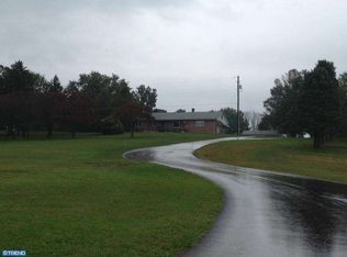 2421 Knight Rd, Pennsburg, PA 18073