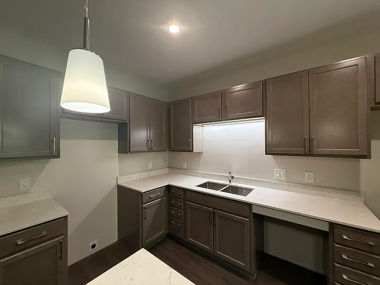 2645 Burton Rd #4 — Photo 28