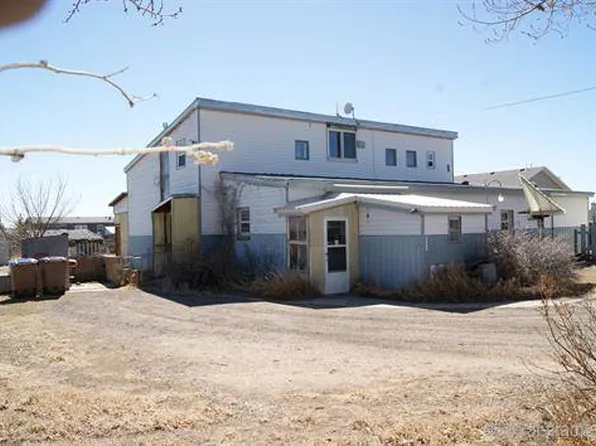 2064 Easterling Dr, Laramie, WY 82070