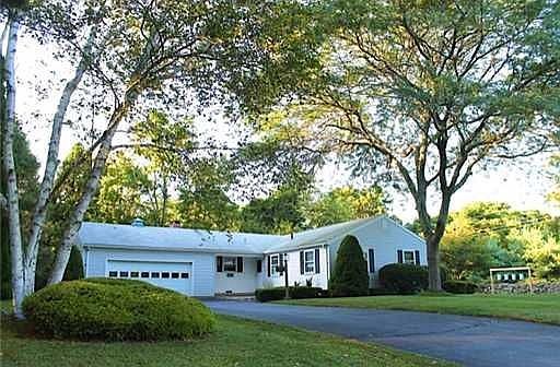 1st image of 424 Oakwoods Dr