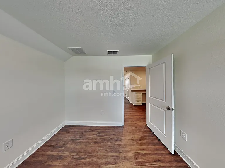 14605 Cedar Mill Dr — Photo 26